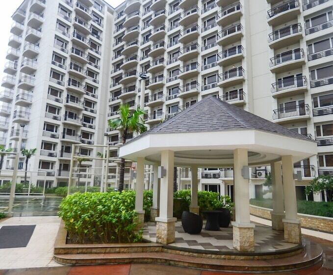 Extremeli Suites Manila Powered By Cocotel