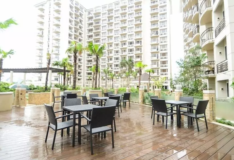 Extremeli Suites Manila Powered By Cocotel