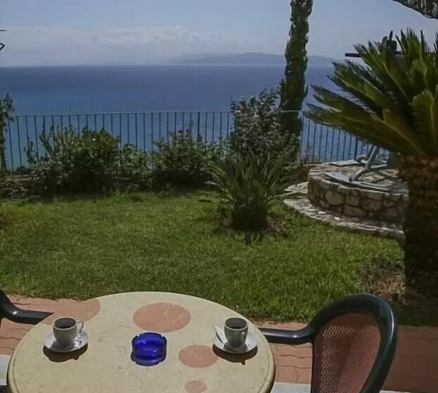 Garbis Villas & Apartments