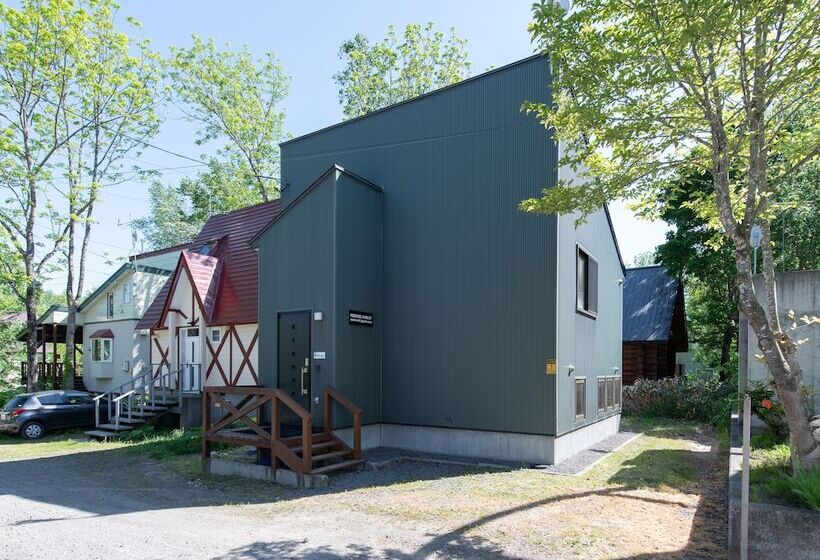 Holiday Niseko Midori