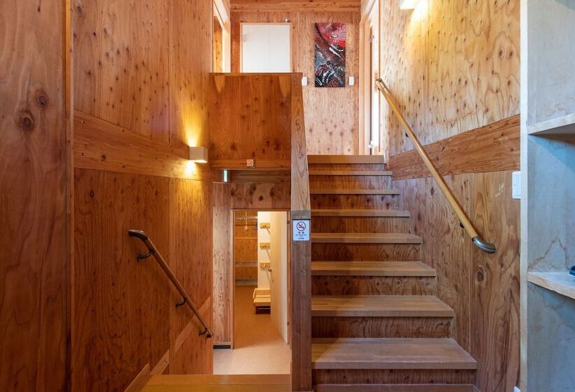 Holiday Niseko Midori