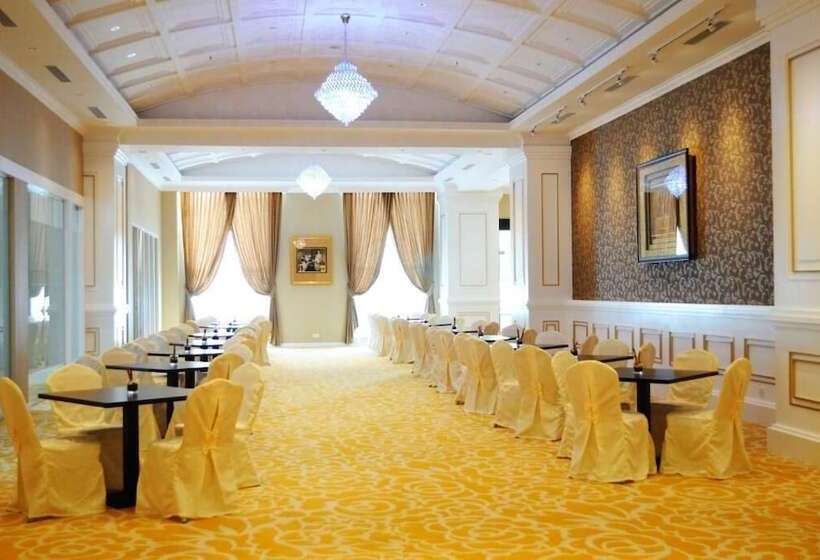 Adimulia Hotel Medan