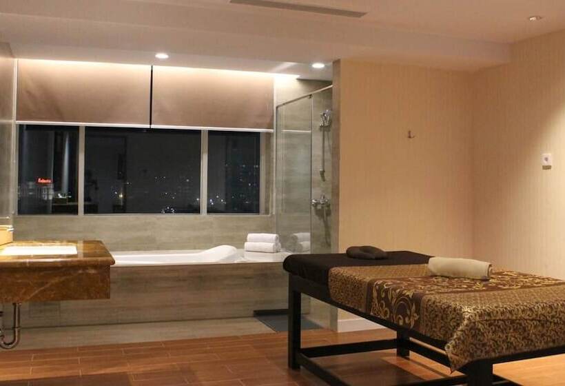 Adimulia Hotel Medan