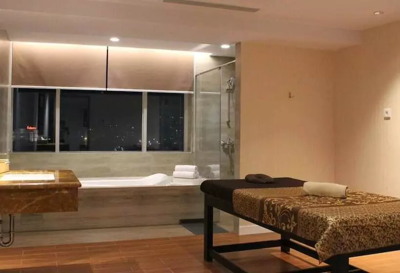 Adimulia Hotel Medan