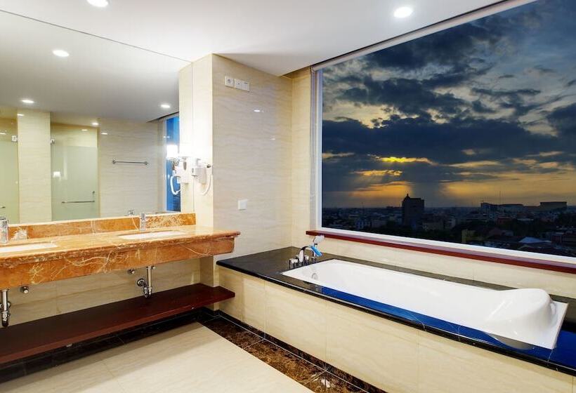 Adimulia Hotel Medan