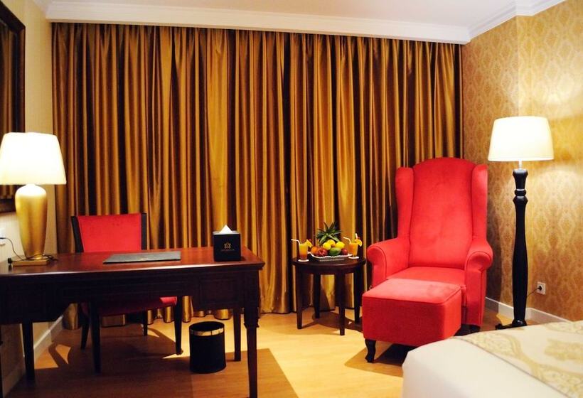 Adimulia Hotel Medan