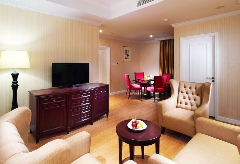 Adimulia Hotel Medan