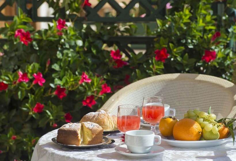 ホテル Agriturismo Mare E Monti