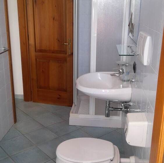 ホテル Agriturismo Mare E Monti