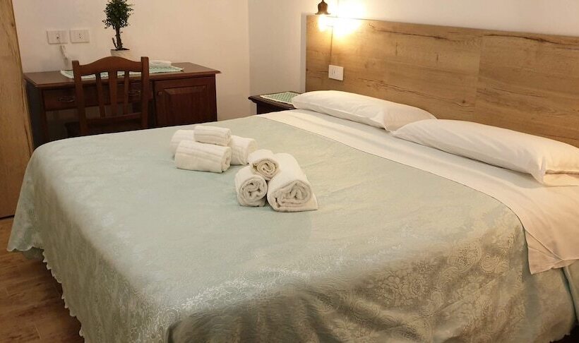 ホテル Agriturismo Mare E Monti
