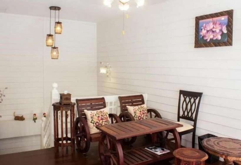 هتل Ban Thungdang Boutique