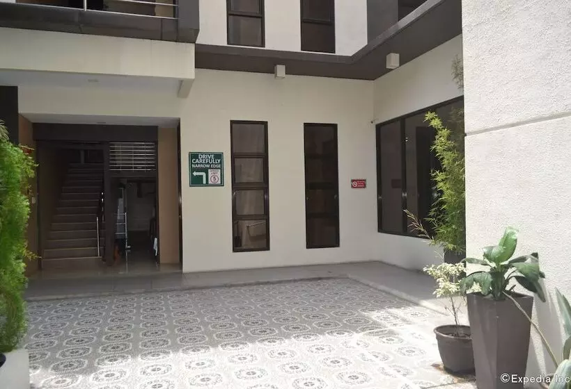 ホテル Columbus Plaza