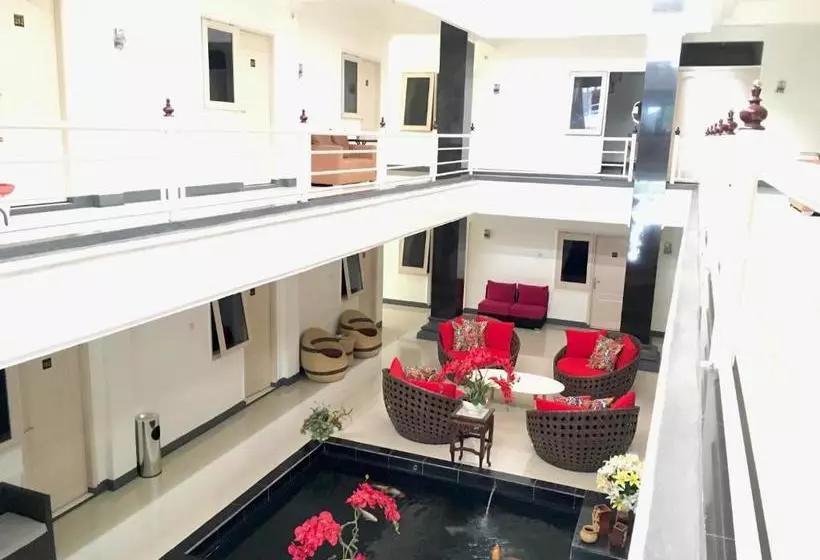 هتل Gading Guest House