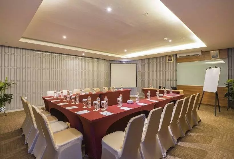 ホテル Grand Palma Pangandaran By Horison