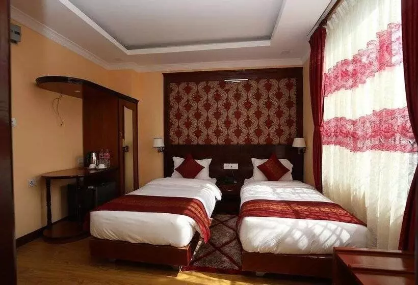 هتل Pokhara Goodwill