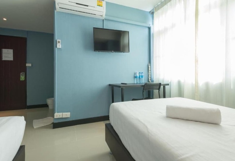 هتل The Little Pig Sukhumvit