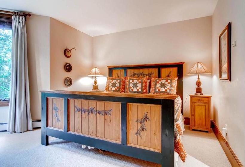 Mccoy Peak Lodge #107 Condo