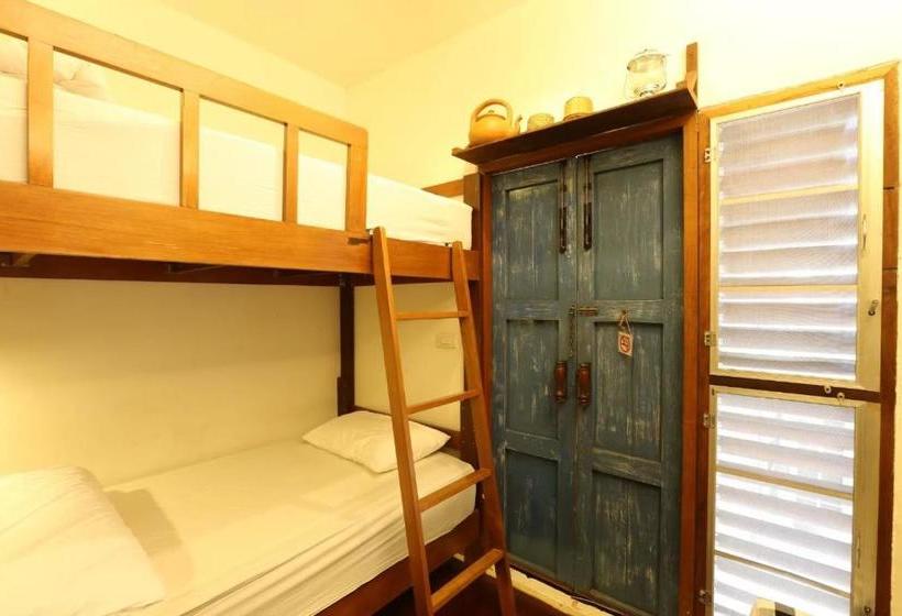 پانسیون Baan Rare Guesthouse