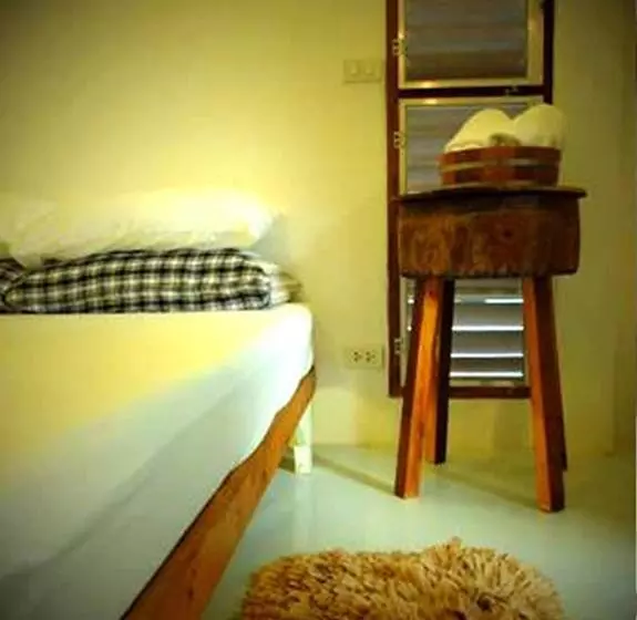 پانسیون Baan Rare Guesthouse