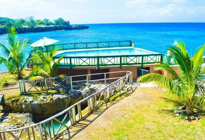 پانسیون Le Mer Guest House & Villa Lucea
