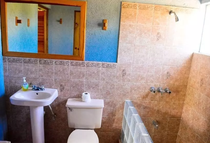 پانسیون Le Mer Guest House & Villa Lucea