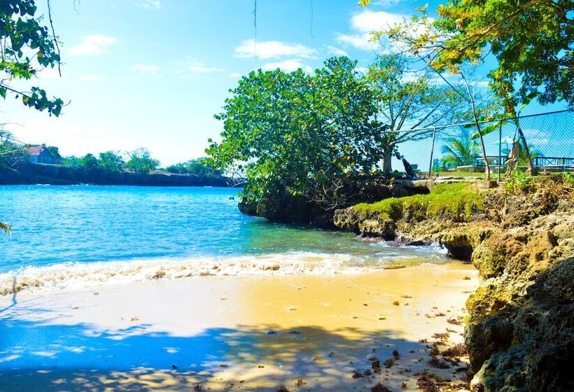 پانسیون Le Mer Guest House & Villa   Lucea