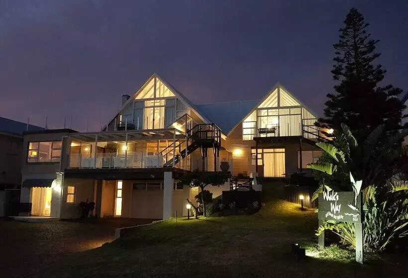 پانسیون Whales Way Ocean Retreat