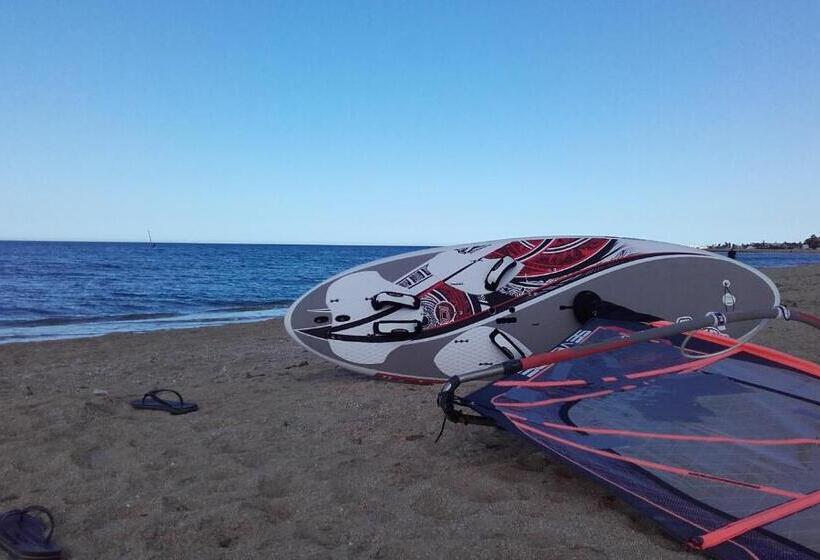 فندق صغير Aqua House