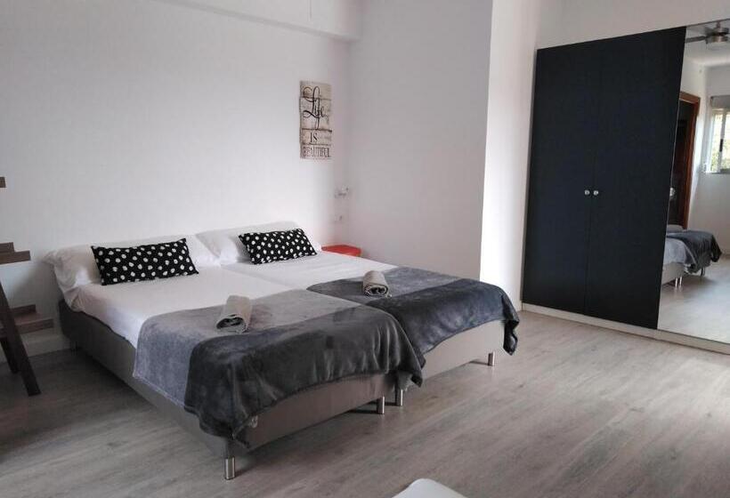 فندق صغير Aqua House