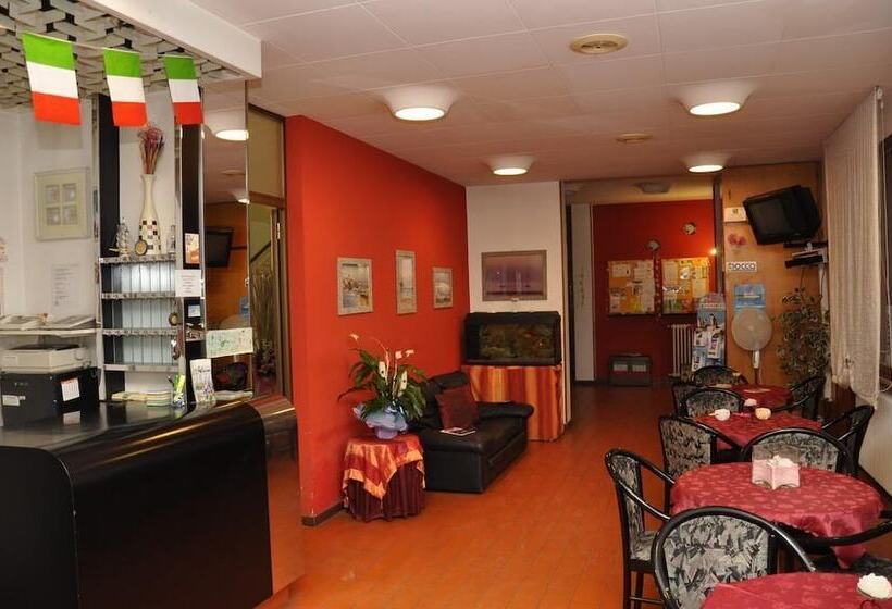 צימר Villa Dei Fiori