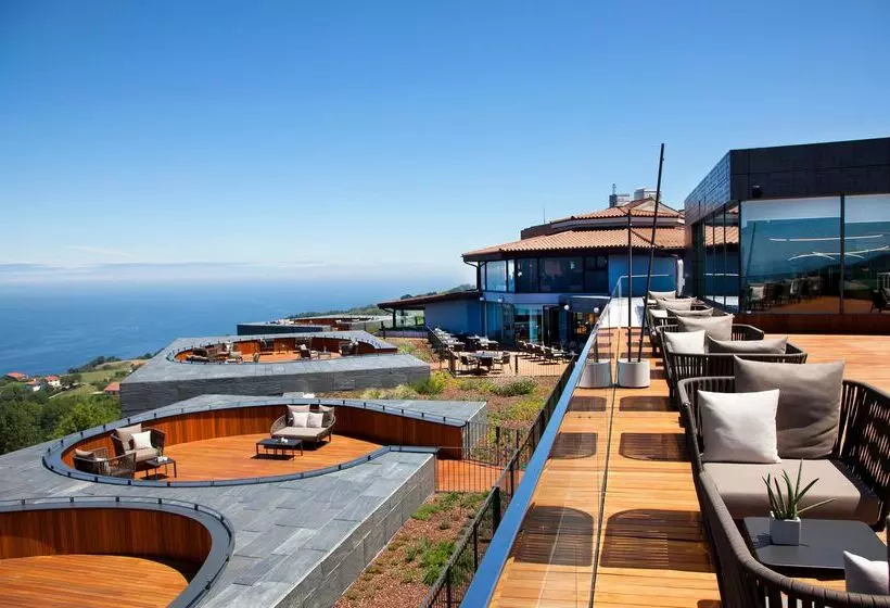 ホテル Akelarre  Relais & Chateaux