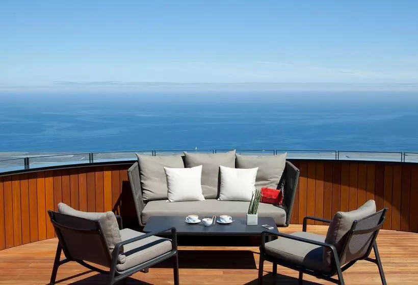 ホテル Akelarre  Relais & Chateaux