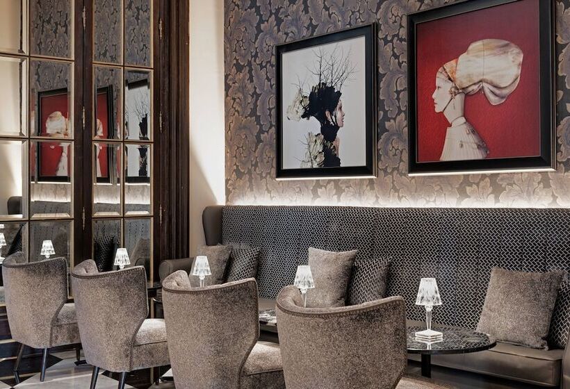 Otel Círculo Gran Vía, Autograph Collection