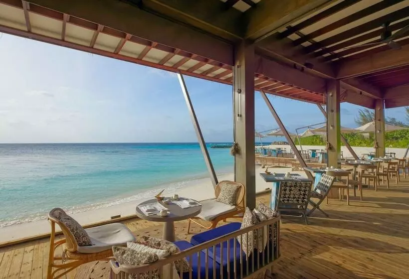 هتل Grand Park Kodhipparu Maldives   Child Stay & Eat Free Until 30 Nov 2024