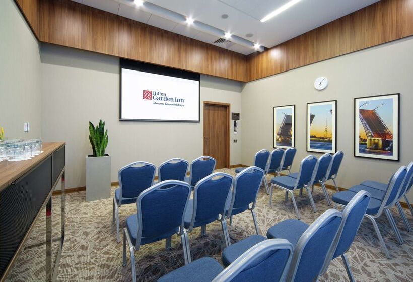 בית מלון כפרי Hilton Garden Inn Moscow Krasnoselskaya