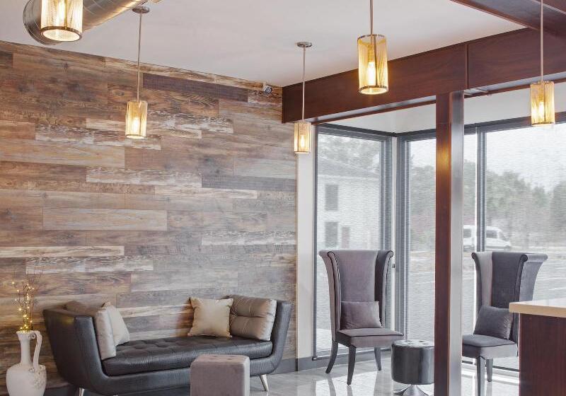 فندق Iris Garden Inn