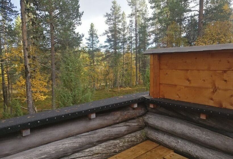 هتل Kuukkeli Log Houses Porakka Inn