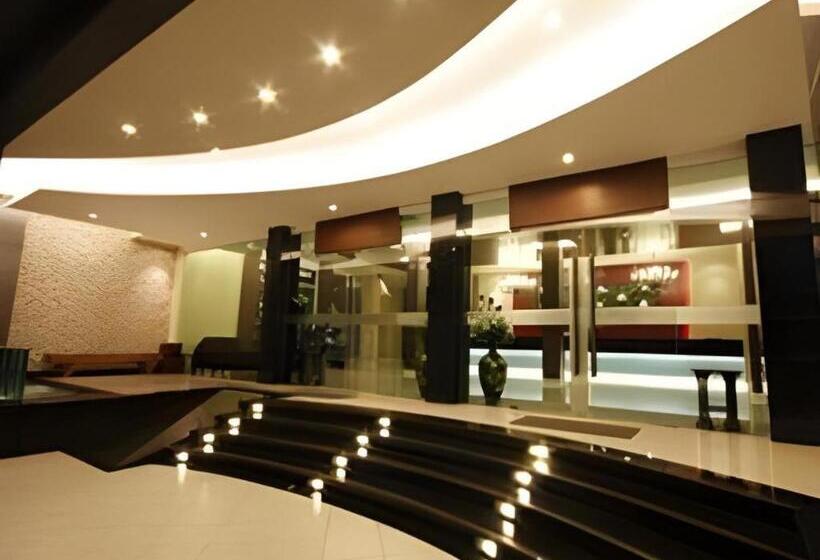 酒店 Laemchabang City