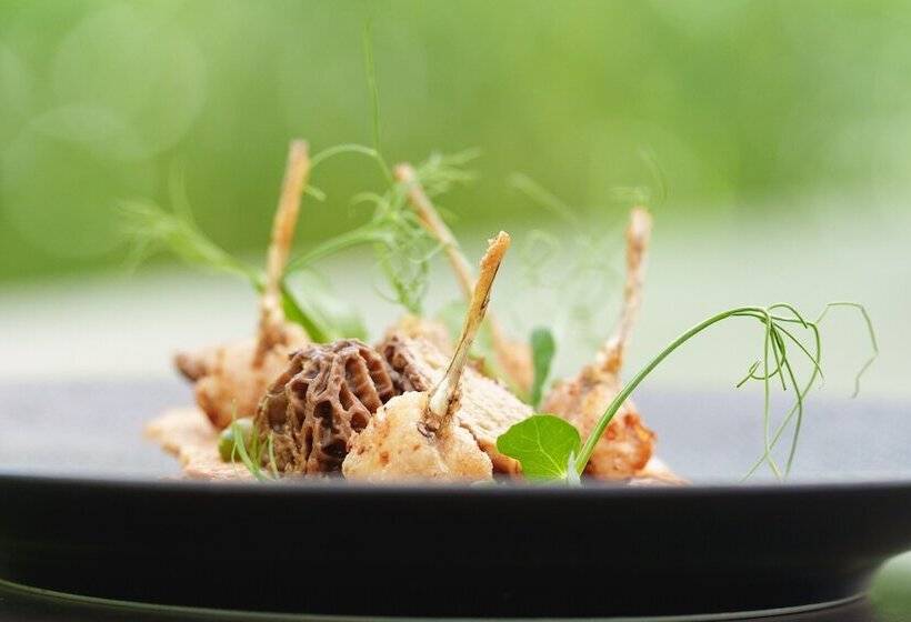 هتل Les Jardins D'anaïs