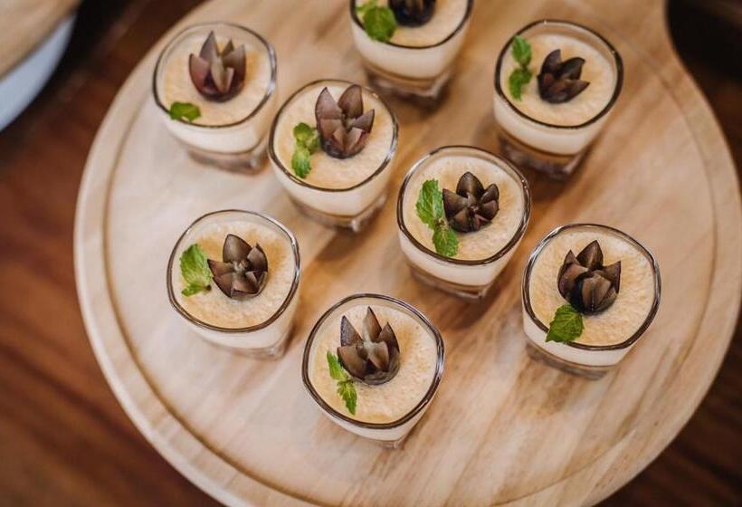 هتل Rocks Beach Boutique