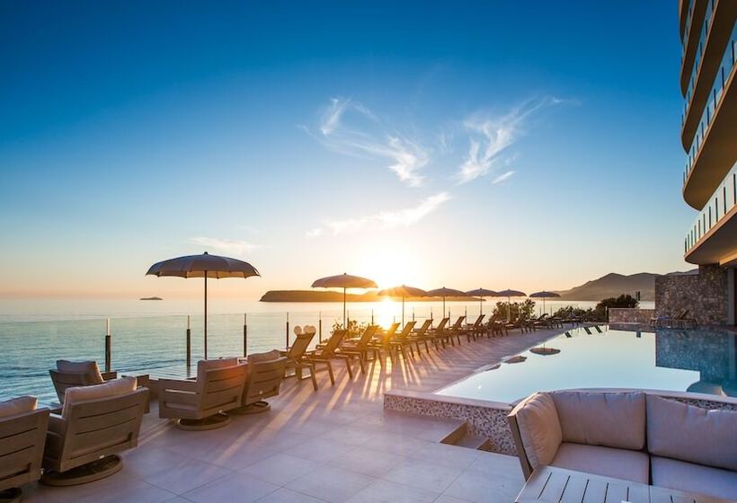 Отель Royal Blue