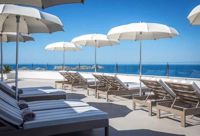 Отель Royal Blue