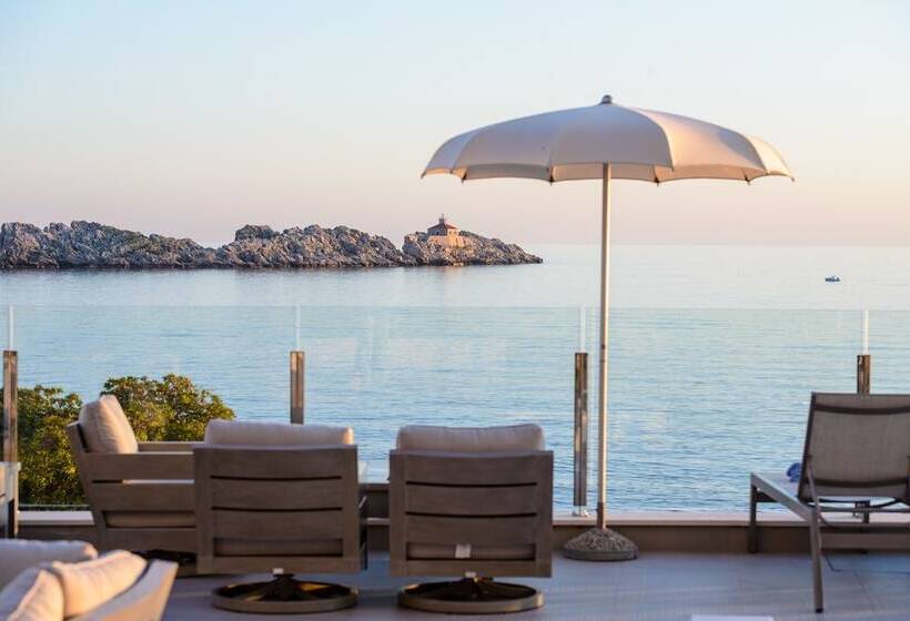 Отель Royal Blue