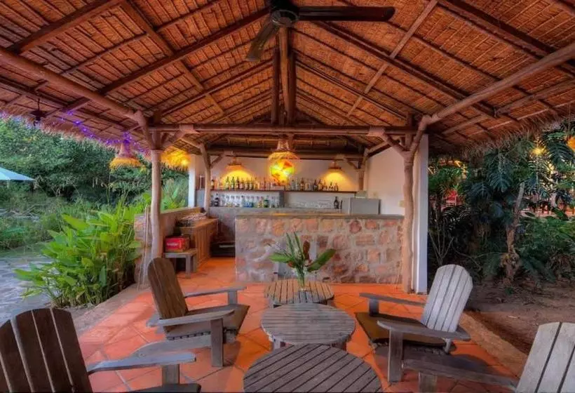 هتل Kep Uv Resort