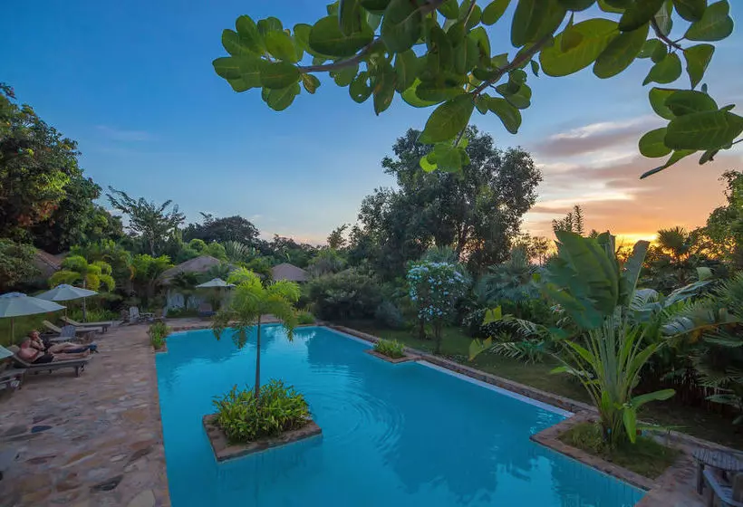 هتل Kep Uv Resort