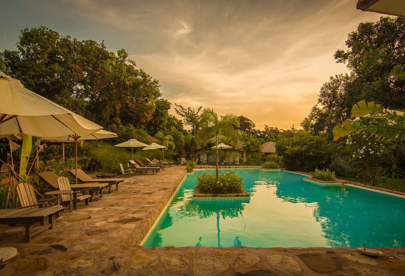 هتل Kep Uv Resort