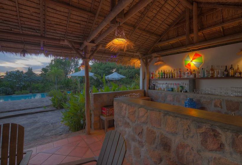 هتل Kep Uv Resort