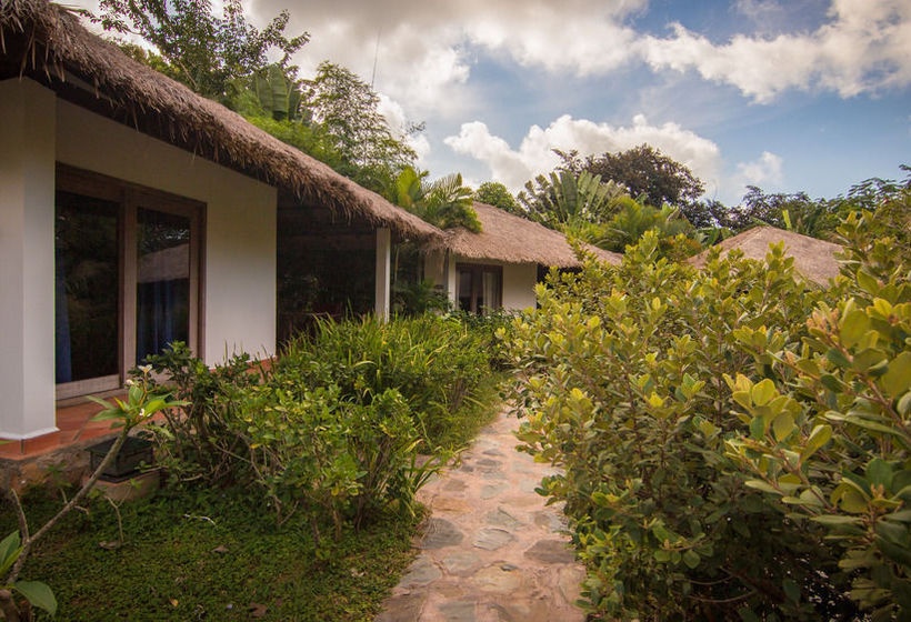 هتل Kep Uv Resort