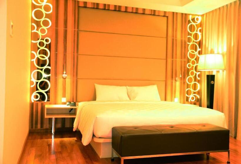 Nagoya Hill Hotel Batam