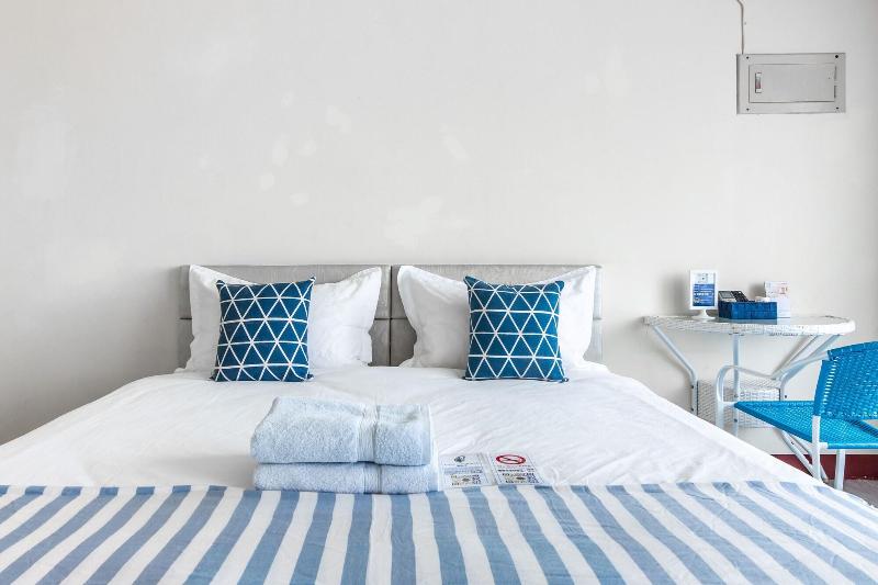 پانسیون For Room Bnb